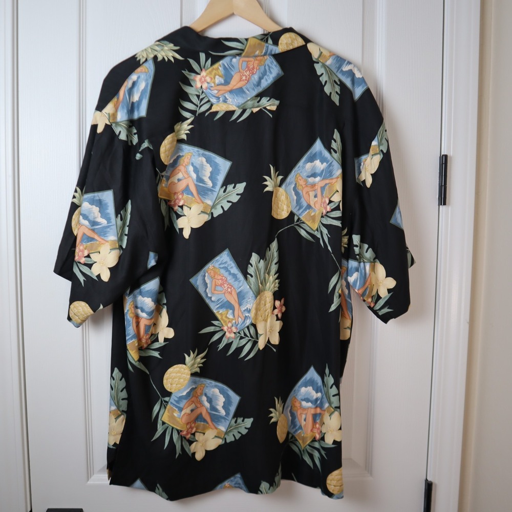 Tommy Bahama Silk Hawaiian Shirt Pineapple Pinup Girl Black Camp Mens Large - Picture 3 of 3